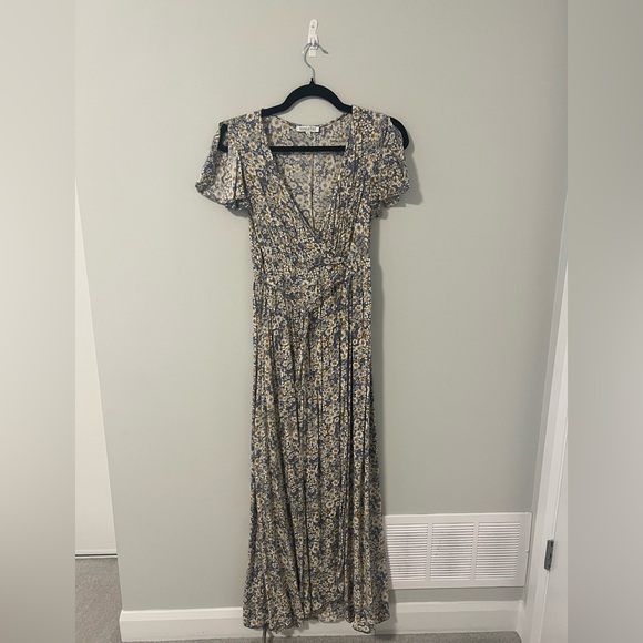 Dress - Picture 1 of 2